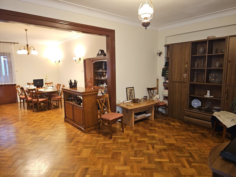 Ostasilor, Cismigiu, Bucuresti.