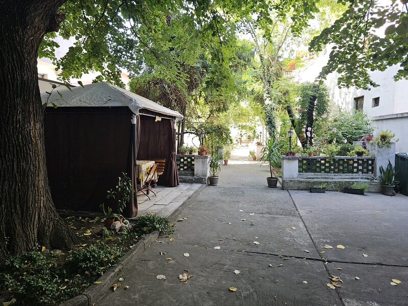 Ostasilor, Cismigiu, Bucuresti.